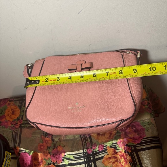 Kate Spade crossbody. - Picture 12 of 14